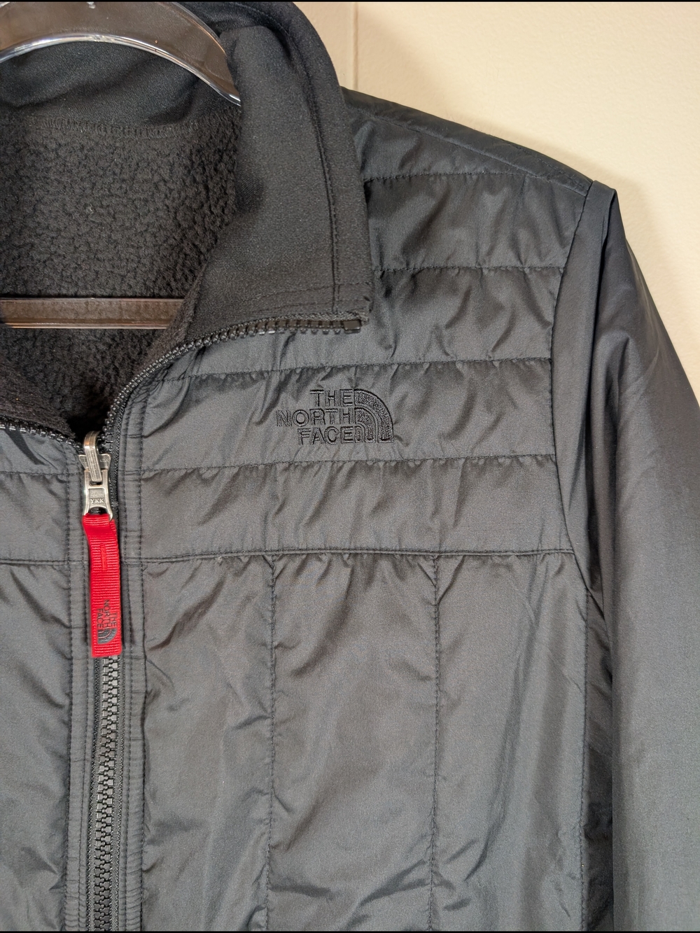 The North Face Reversible Insulated Jacket Boys L 14/16 Black Zip-In Compatible